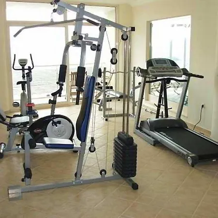Royal Heights Apartamento Bogazici